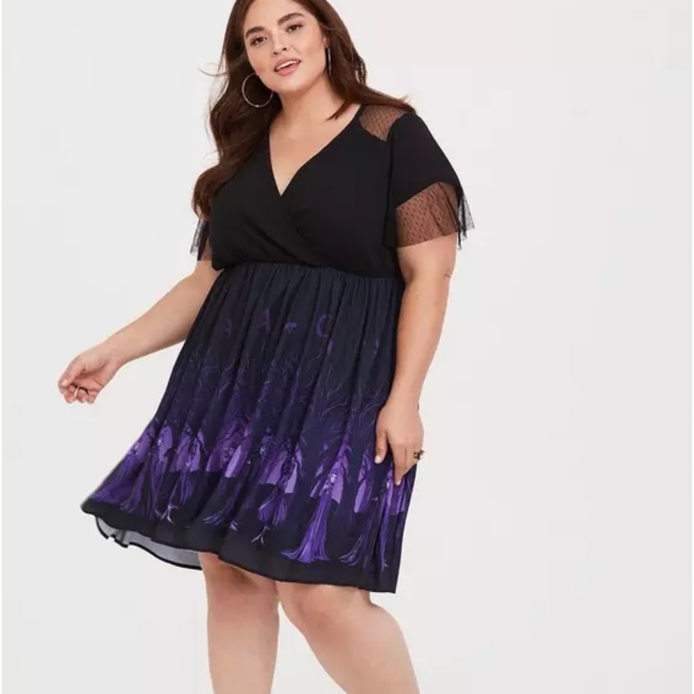 Elegant Black and Purple Disney Villans Women's Dress